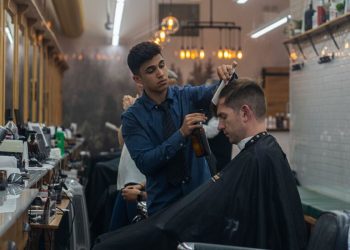 En son istihdamın daha yavaş yavaşlaması bekleniyor.