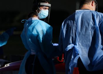 Savcılar, Salgın Dolandırıcılığın Gelgit Dalgasını Yakalamak İçin Mücadele Ediyor