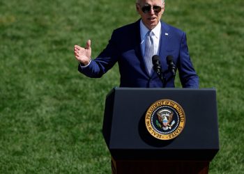 ABD, Güvenlik Endişeleri Nedeniyle Çin Şirketlerine Baskı Yapıyor