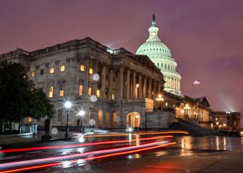 ABD Hükümeti Nasıl 31 Trilyon Dolarlık Borç Biriktirdi?