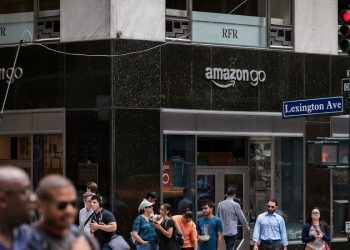 ABD Olası Antitröst Davasını Düşünürken Amazon Düzenleyicilerle Buluşacak